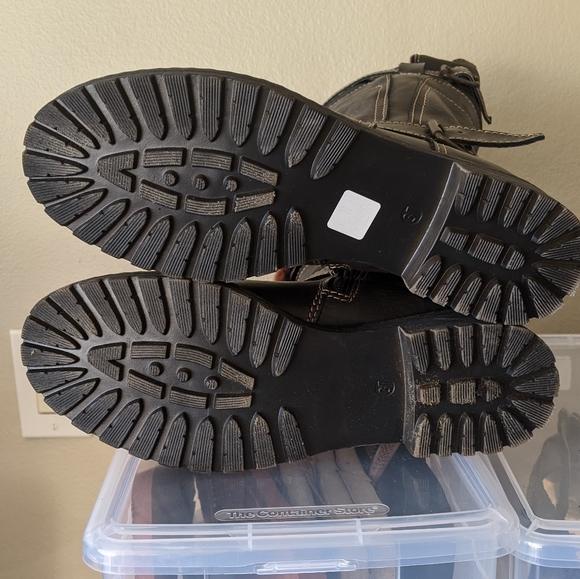 COPY - Overland Shearling Lined Winter Boots - Picture 3 of 4